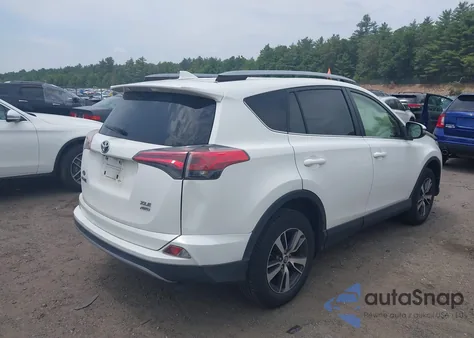 2018 Toyota Rav4 Adventure/Xle z USA, uszkodzony, nr VIN JTMRFREV4JJ733422